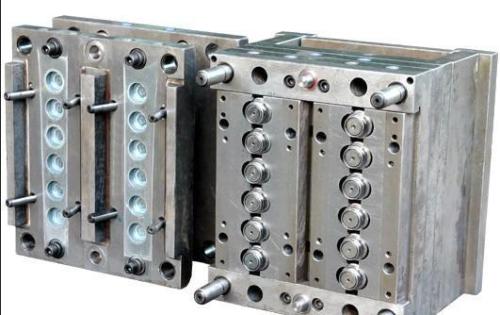 科翔模具為您分析，國內(nèi)塑料模具行業(yè)存在的問題