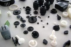 影響塑料制品收縮率的因素有哪些？